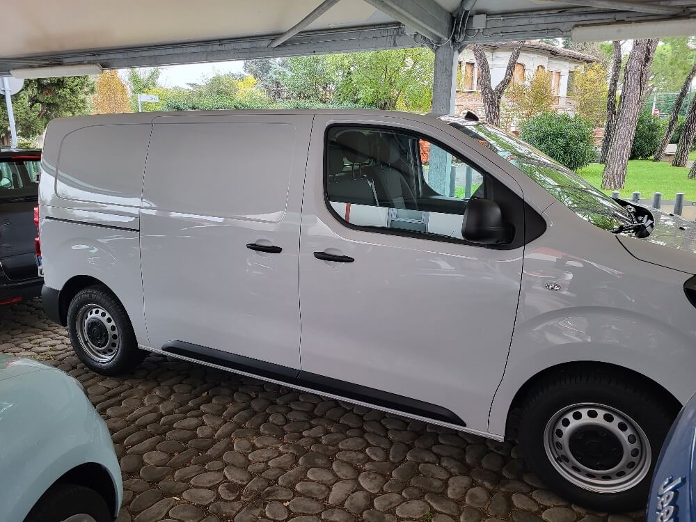 FIAT SCUDO 2.0 BlueHdi 145cv L2H1 AT8 CAMBIO AUTOMATICO – KM0 – IN PRONTACONSEGNA!!!