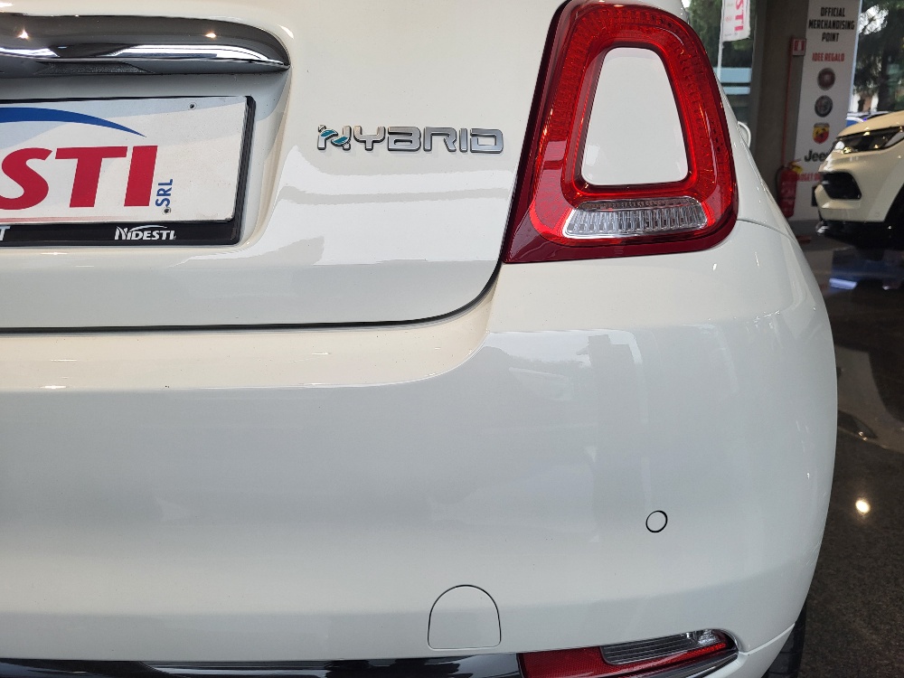 FIAT 500 1.0 70cv HYBRID DOLCEVITA + PACK COMFORT – OK NEOPATENTATI – SOLO 17.000 KM!!!!