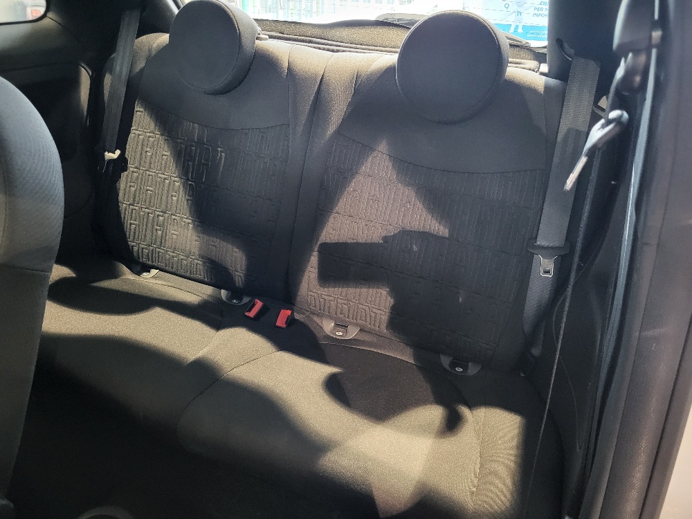 FIAT 500 1.0 70cv HYBRID DOLCEVITA + PACK COMFORT – OK NEOPATENTATI – SOLO 17.000 KM!!!!