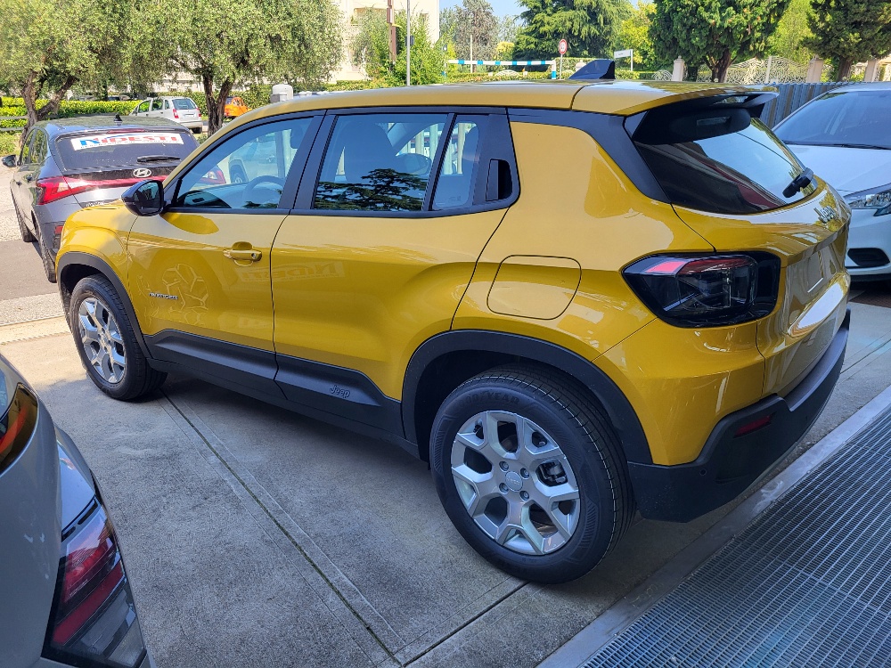 JEEP AVENGER 1.2 TURBO 100cv ALTITUDE KM0 PROMO 2024