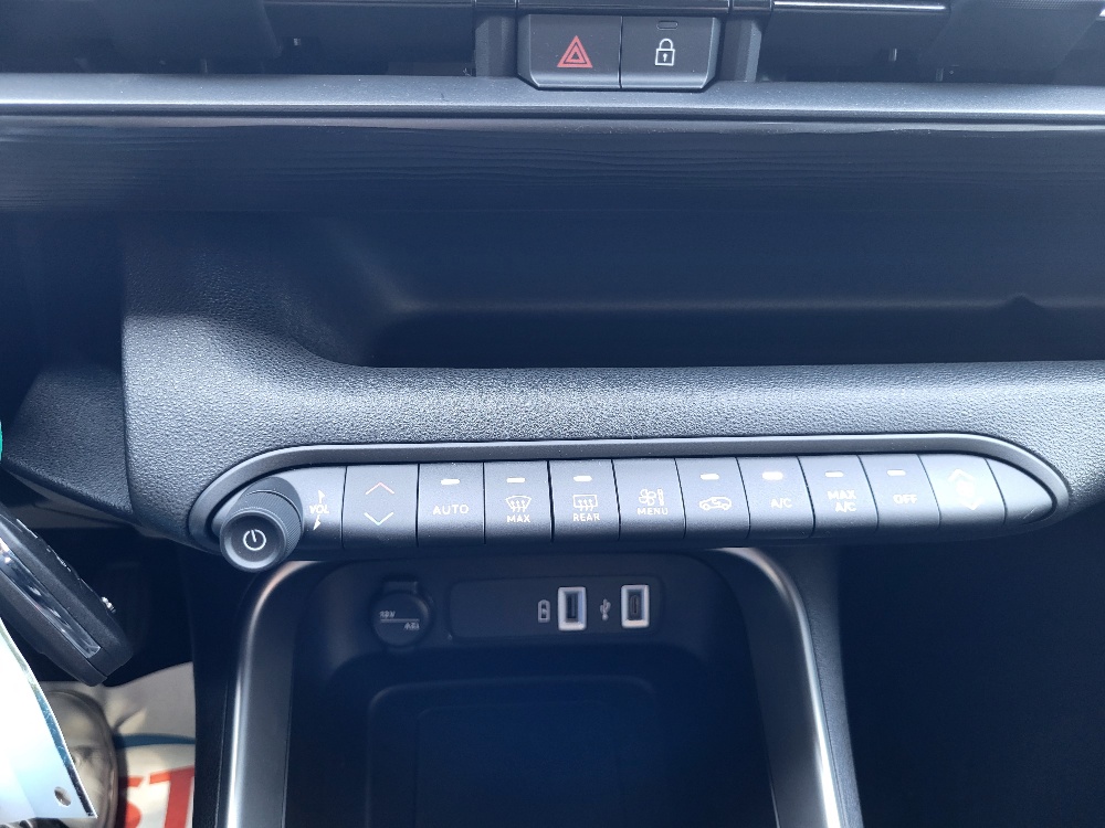 JEEP AVENGER 1.2 TURBO 100cv ALTITUDE KM0 PROMO 2024