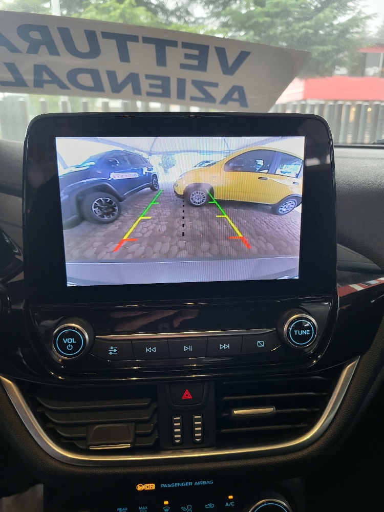 FORD FIESTA 1.1 75cv 5 PORTE TITANIUM – OK NEOPATENTATI