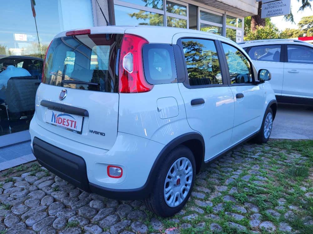 FIAT PANDA 1.0 70cv HYBRID – KM0 2025 – ULTIMA DISPONIBILE IN PRONTACONSEGNA !!!!