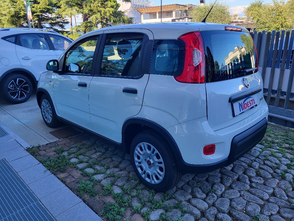FIAT PANDA 1.0 70cv HYBRID – KM0 2025 – ULTIMA DISPONIBILE IN PRONTACONSEGNA !!!!