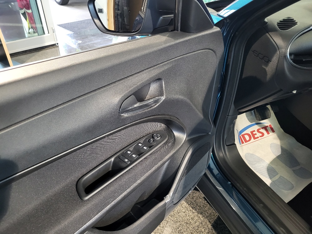 FIAT 600 HYBRID 100cv – CAMBIO AUTOMATICO – KM0 GIUGNO 2025