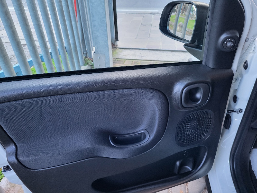 FIAT PANDA 1.0 70cv HYBRID – KM0 2024 – DISPONIBILE SUBITO PRONTACONSEGNA !!!!