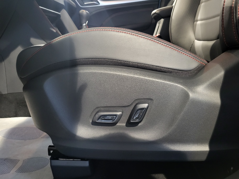 MG ZS 1.5 106cv LUXURY – KM0 – OK NEOPATENTATI