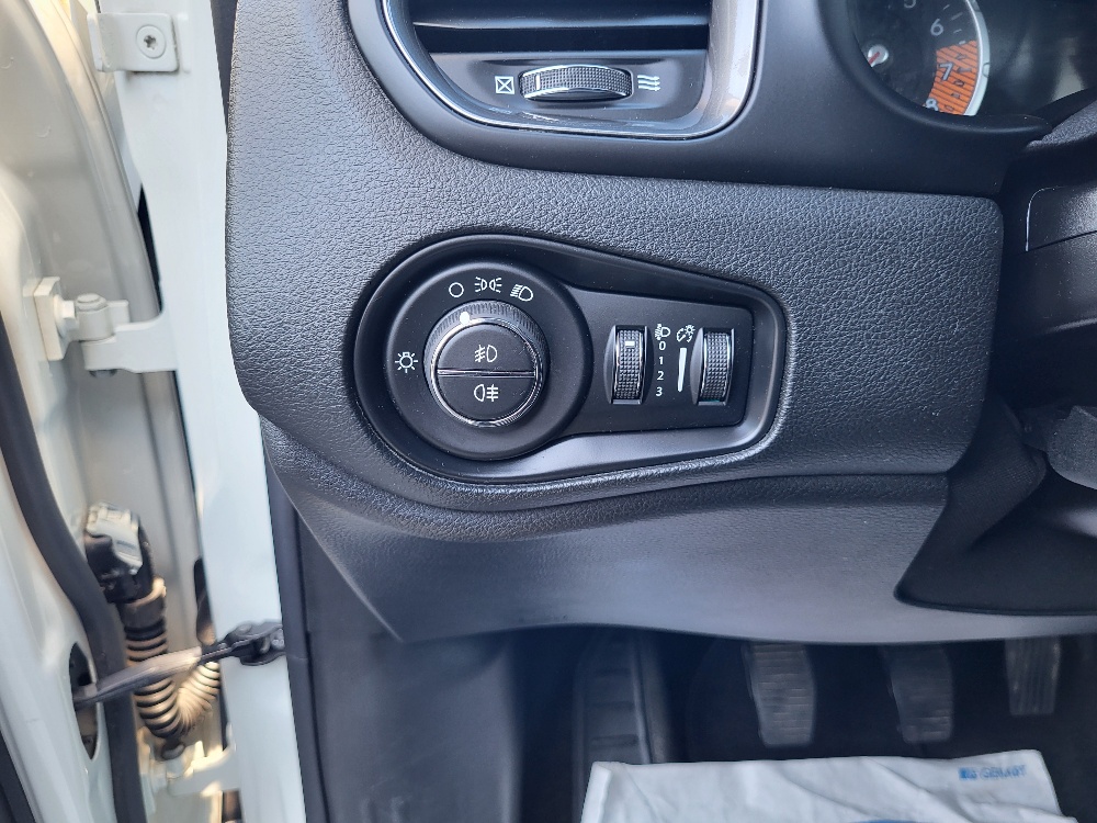 JEEP RENEGADE 1.0 T3 120cv 2WD LIMITED – OK NEOPATENTATI !!!!