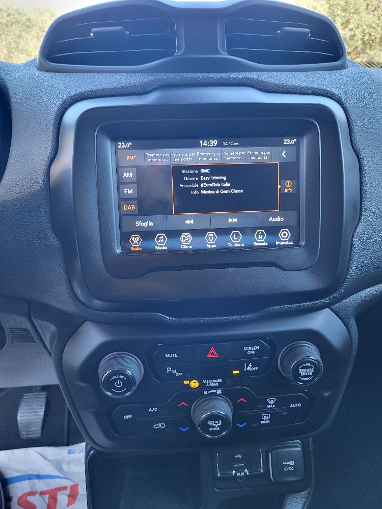 JEEP RENEGADE 1.0 T3 120cv 2WD LIMITED – OK NEOPATENTATI !!!!