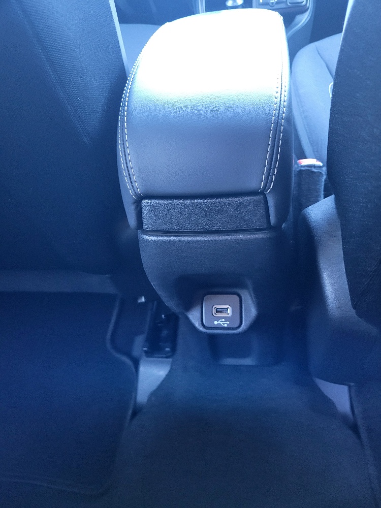 JEEP RENEGADE 1.0 T3 120cv 2WD LIMITED – OK NEOPATENTATI !!!!