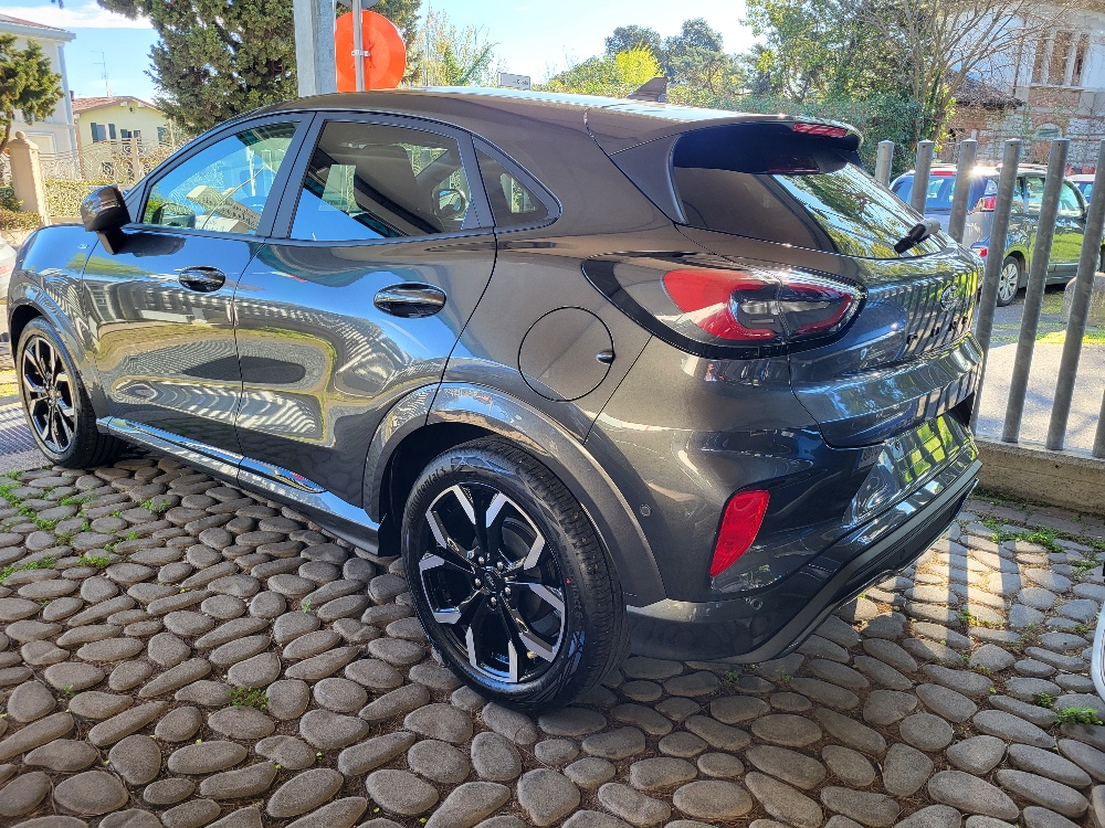 FORD PUMA 1.0 ECOBOOST 125cv HYBRID ST-LINE X – OK NEOPATENTATI – SOLO 7.000KM !!!