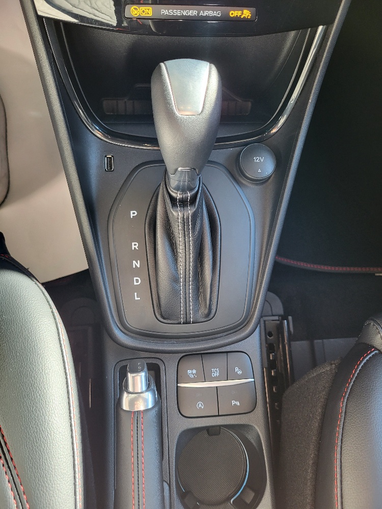 FORD PUMA 1.0 ECOBOOST 125cv HYBRID ST-LINE X – OK NEOPATENTATI – SOLO 7.000KM !!!