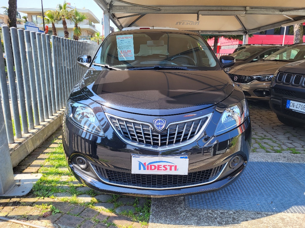 LANCIA Y SILVER 1.0 70cv HYBRID – OK NEOPATENTATI