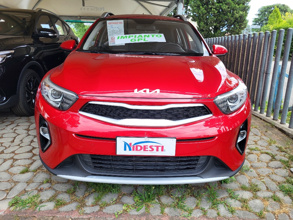 KIA STONIC 1.2 BENZINA CON IMPIANTO GPL ORIGINALE DALLA FABBRICA