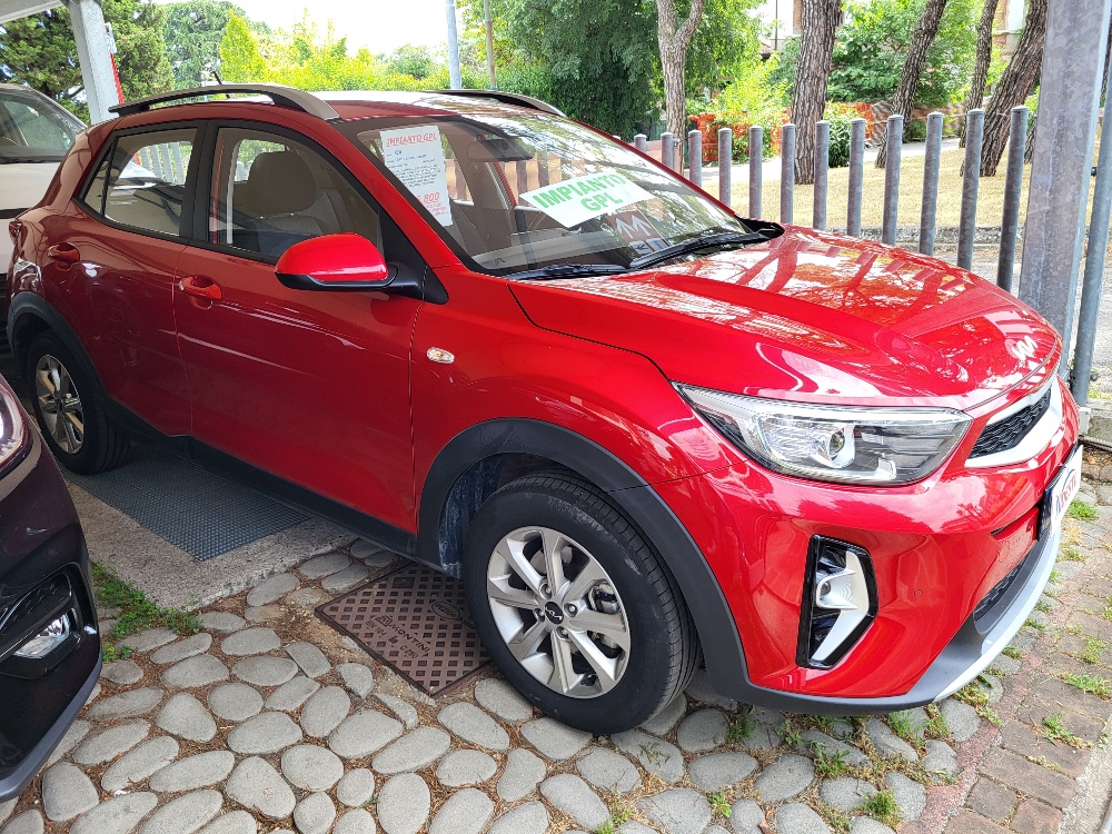 KIA STONIC 1.2 BENZINA CON IMPIANTO GPL ORIGINALE DALLA FABBRICA