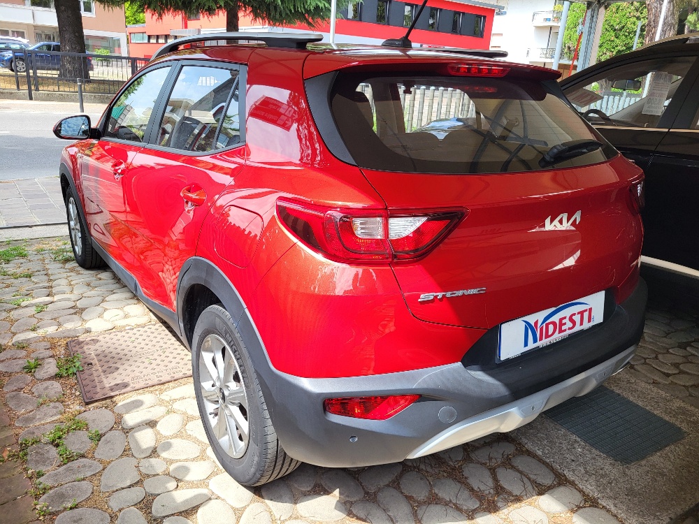 KIA STONIC 1.2 BENZINA CON IMPIANTO GPL ORIGINALE DALLA FABBRICA