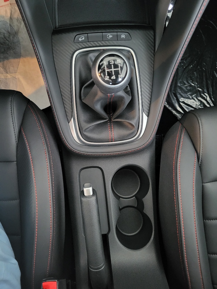 MG ZS 1.5 106cv LUXURY – KM0 – OK NEOPATENTATI