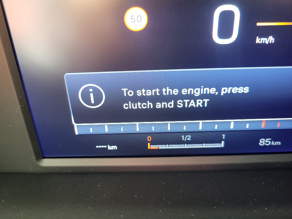 JEEP AVENGER 1.2 TURBO 100cv LONGITUDE KM0 2025 – PRONTACONSEGNA – BLACK DICEMBER