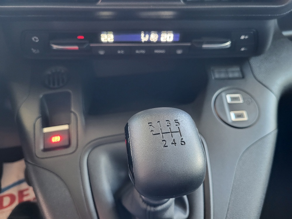 FIAT DOBLO’ 5 POSTI N1 1.5 BlueHdi 130cv – KM0 2025 – IN PRONTACONSEGNA!!!