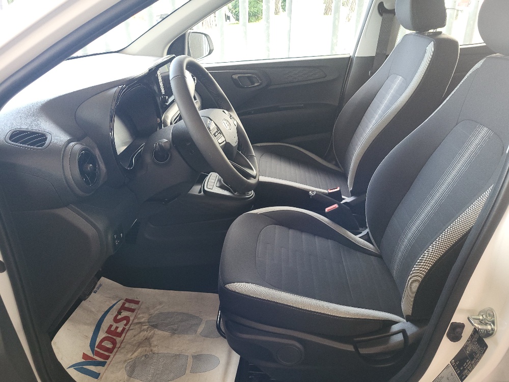 HYUNDAI i10 1.0 63cv CONNECTLINE CAMBIO AUTOMATICO – PREZZO PROMO