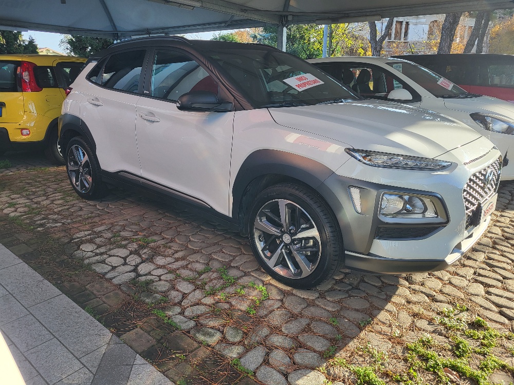 HYUNDAI KONA 1.0 t-gdi 120cv X-POSSIBLE – OK NEOPATENTATI