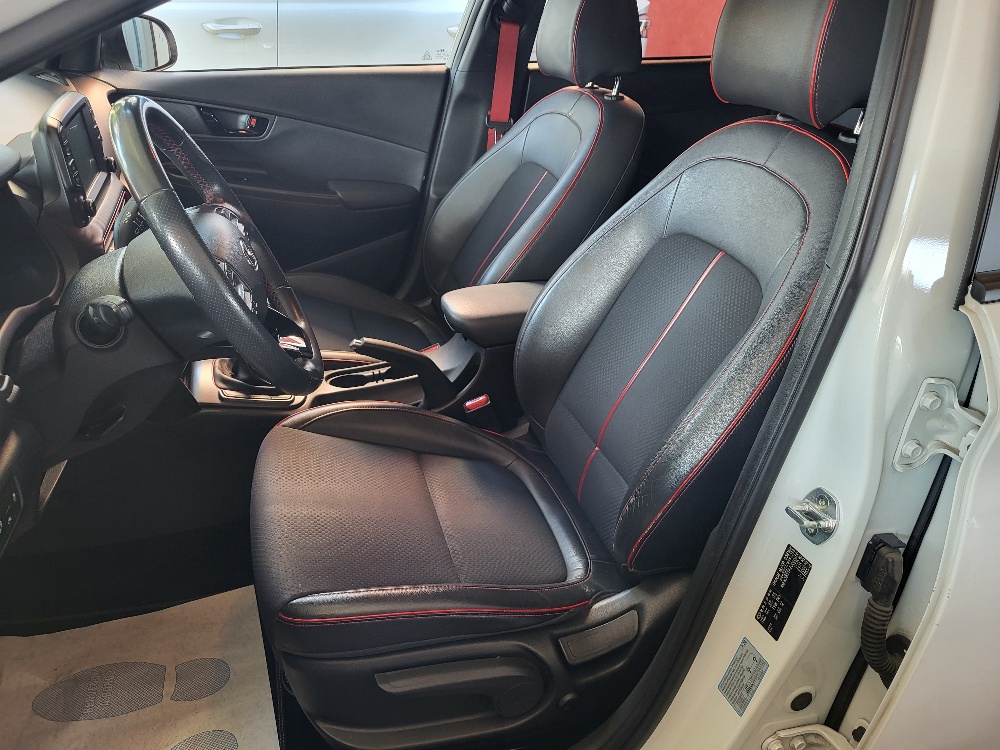 HYUNDAI KONA 1.0 t-gdi 120cv X-POSSIBLE – OK NEOPATENTATI