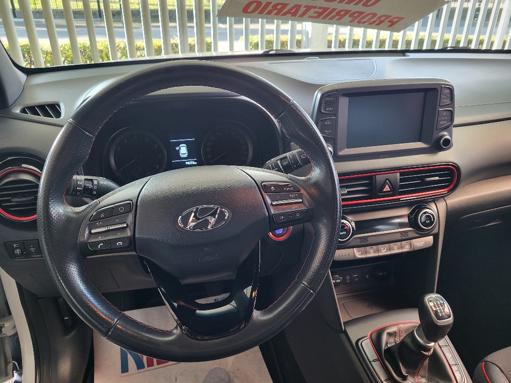HYUNDAI KONA 1.0 t-gdi 120cv X-POSSIBLE – OK NEOPATENTATI