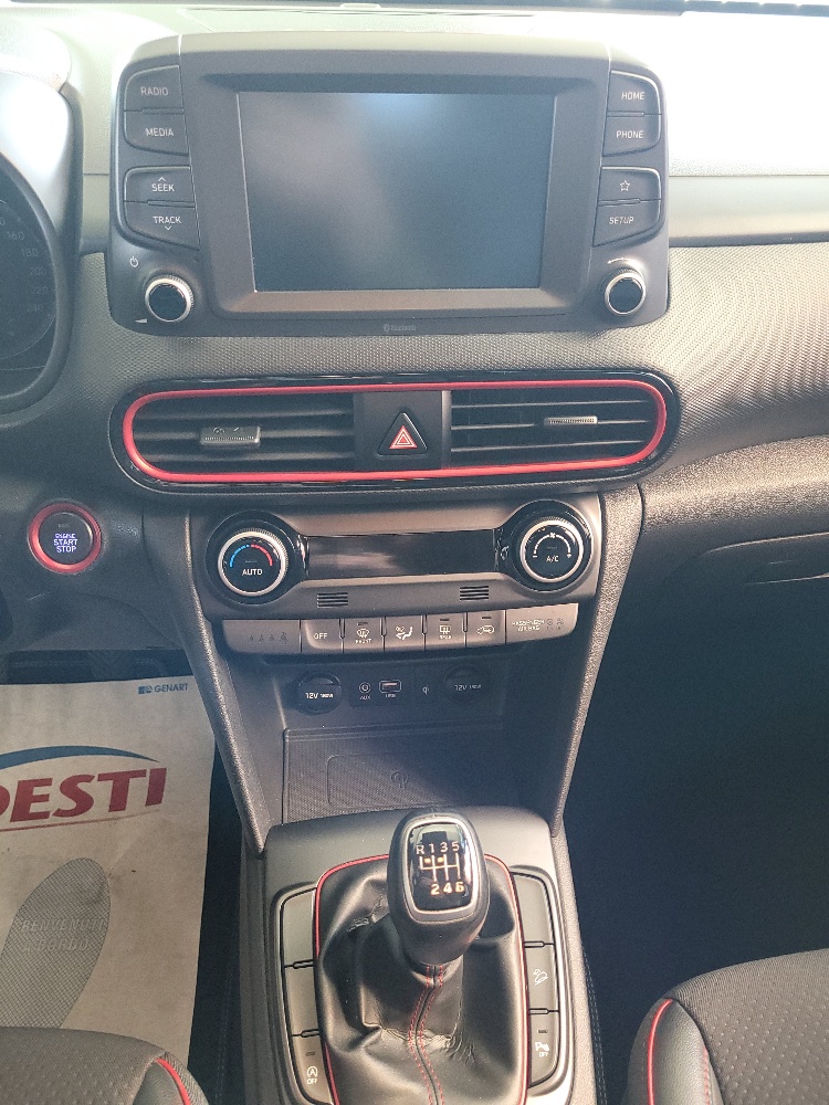 HYUNDAI KONA 1.0 t-gdi 120cv X-POSSIBLE – OK NEOPATENTATI