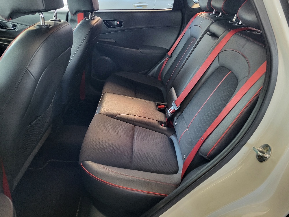 HYUNDAI KONA 1.0 t-gdi 120cv X-POSSIBLE – OK NEOPATENTATI