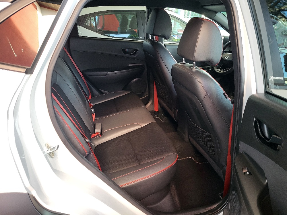 HYUNDAI KONA 1.0 t-gdi 120cv X-POSSIBLE – OK NEOPATENTATI